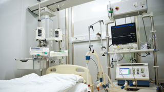 16 Hours Of Gaming + Too Much Energy Drinks = Kidney Failure, Coma